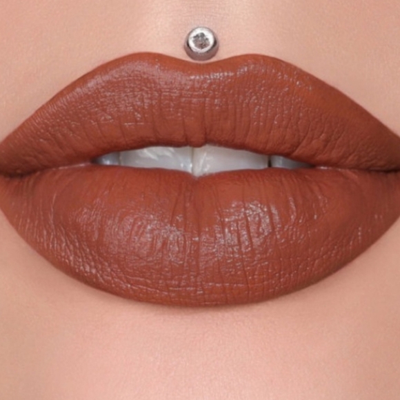 Jeffree Star Other - Jeffree Star Man Down Velvet Trap Lipstick